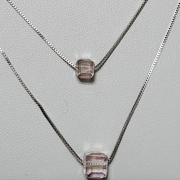 Silver double chain pink cubes Necklace - Picture 7 of 7
